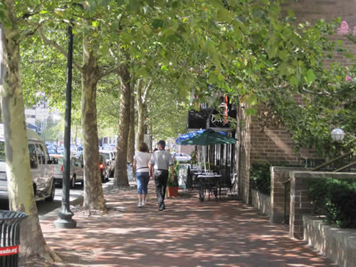 Streetscape Bethesda Wisconsin Avenue