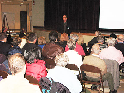 Participants share ideas about the Ten Mile Creek Limited Amendment at the November community meeting.