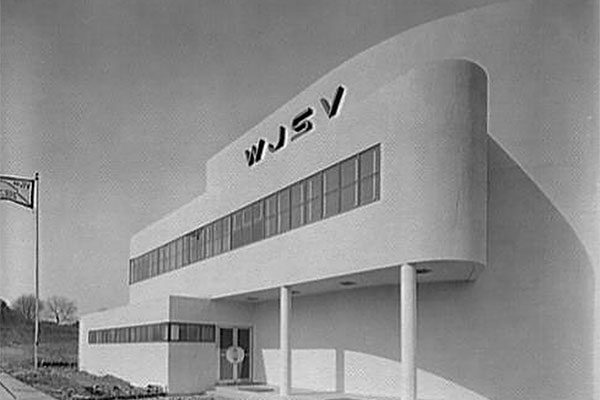 WJSV/WTOP Radio Transmitting Station (1940) E. Burton Corning. Library of Congress photograph by Theodor Horydczak