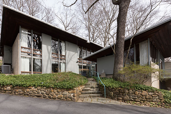 Jack Cohen House (1961) Designed by Cohen, Haft & Associates